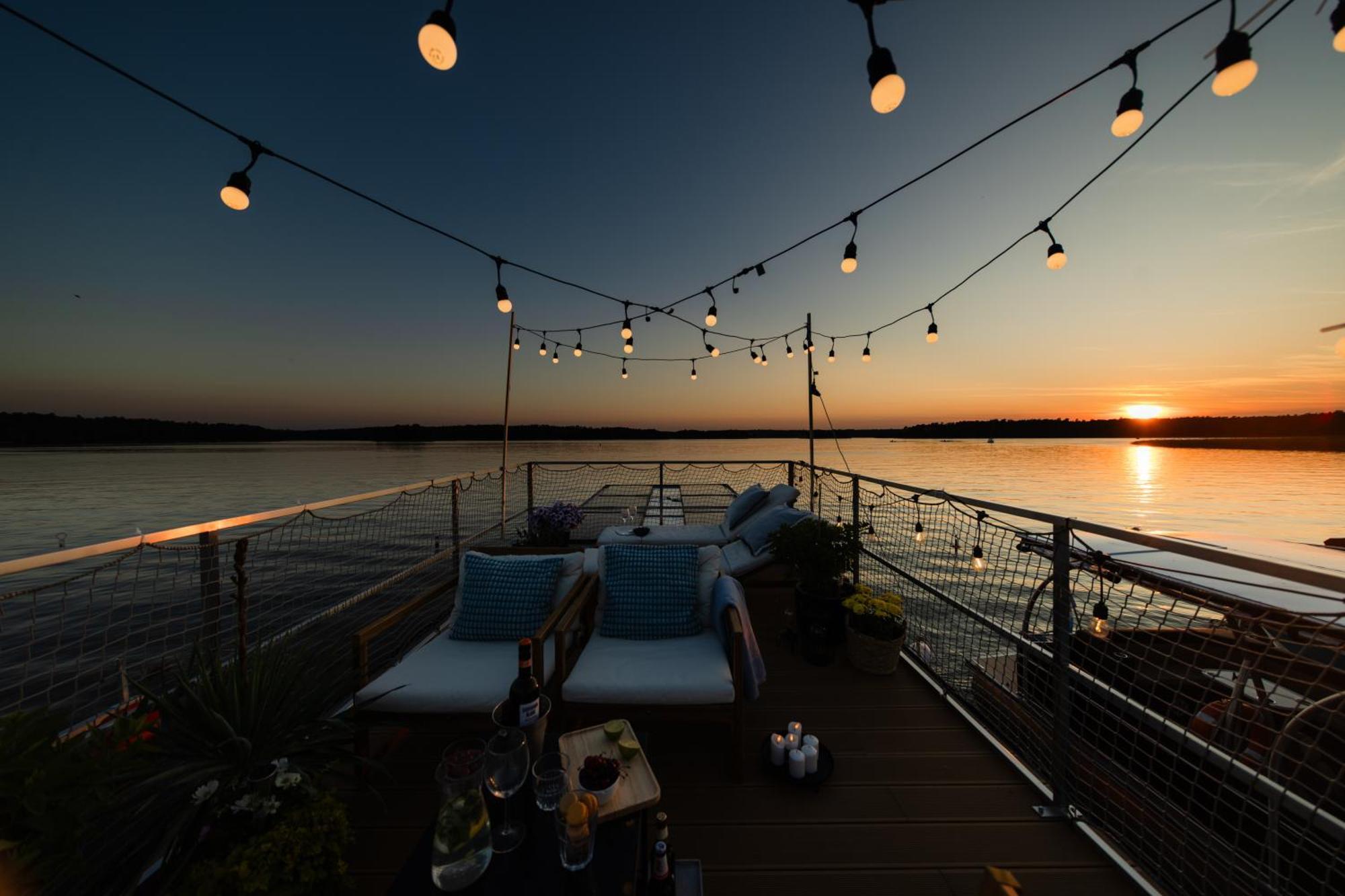 Domek Na Wodzie - Houseboat -Sauna, Taras Na Dachu, Dwie Sypialnie Mikołajki Zewnętrze zdjęcie