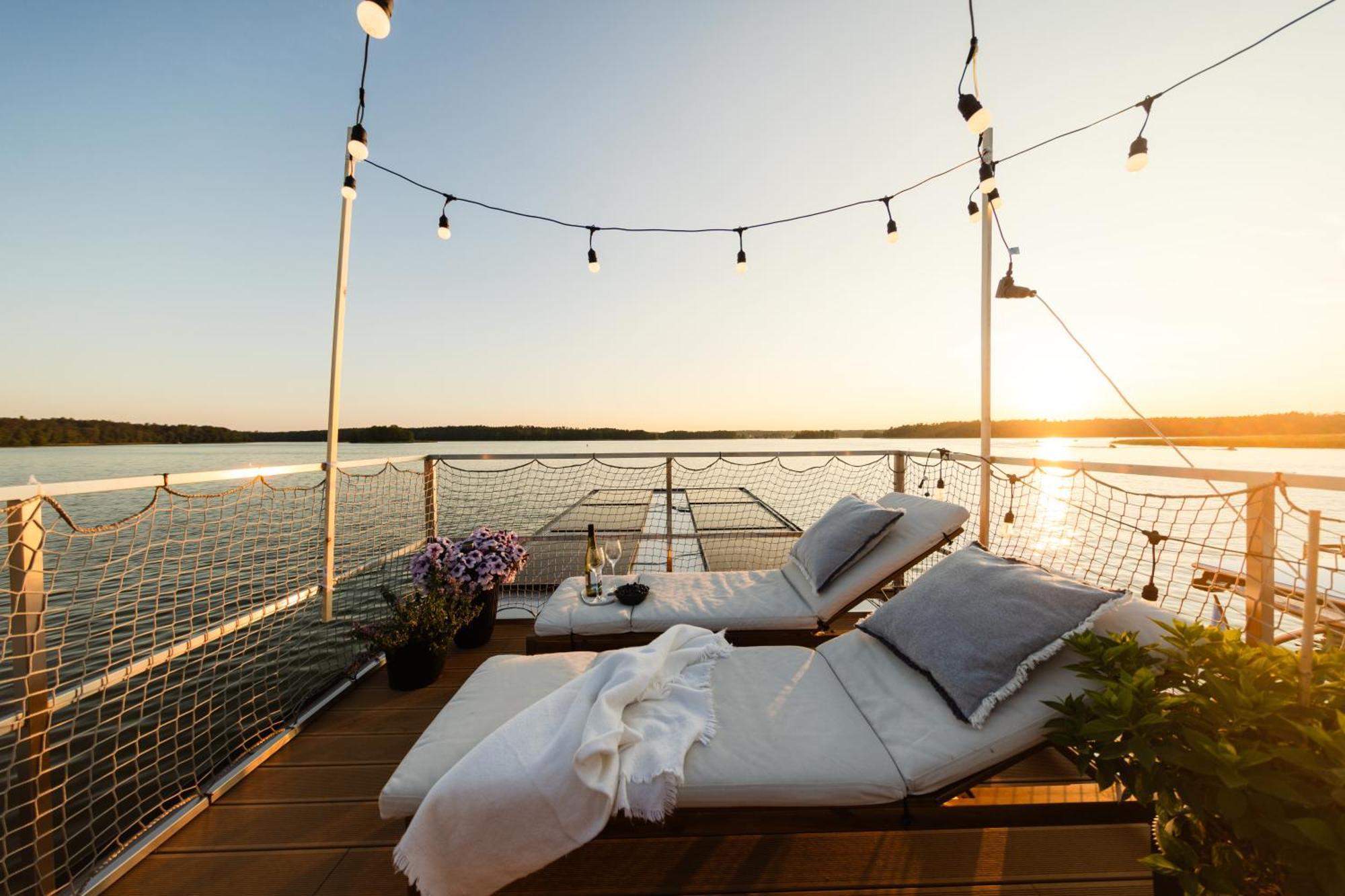 Domek Na Wodzie - Houseboat -Sauna, Taras Na Dachu, Dwie Sypialnie Mikołajki Zewnętrze zdjęcie