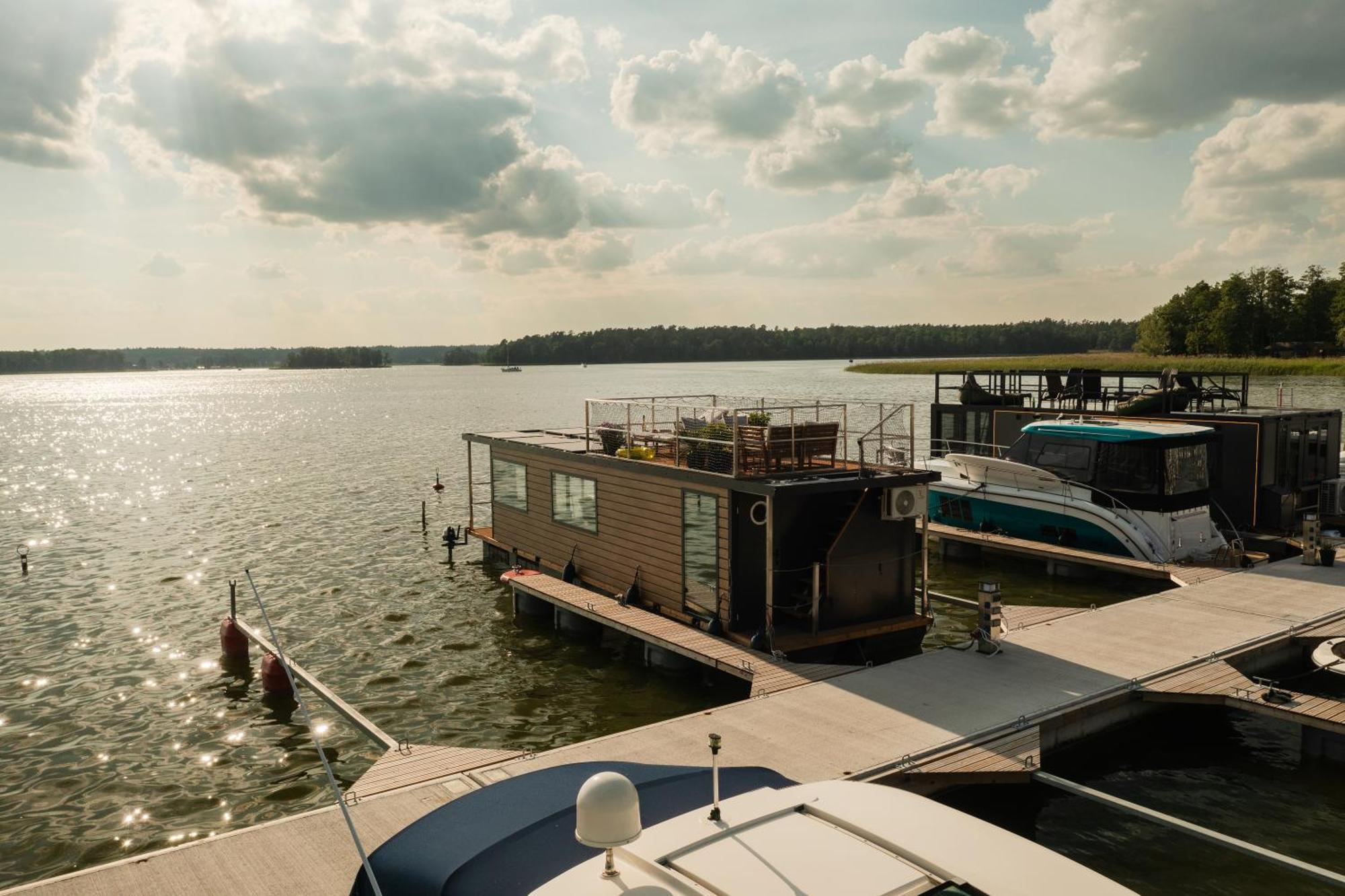Domek Na Wodzie - Houseboat -Sauna, Taras Na Dachu, Dwie Sypialnie Mikołajki Zewnętrze zdjęcie