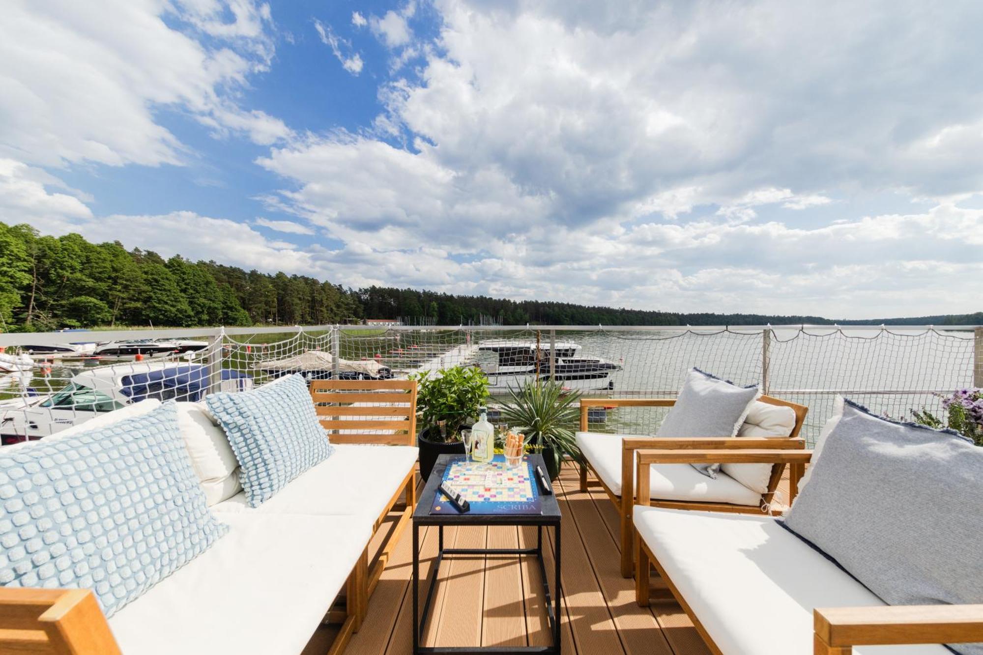 Domek Na Wodzie - Houseboat -Sauna, Taras Na Dachu, Dwie Sypialnie Mikołajki Zewnętrze zdjęcie