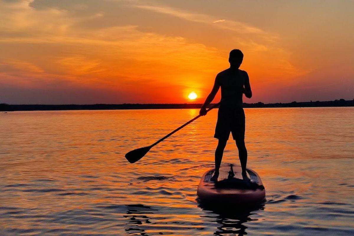 Domek Na Wodzie - Houseboat -Sauna, Taras Na Dachu, Dwie Sypialnie Mikołajki Zewnętrze zdjęcie