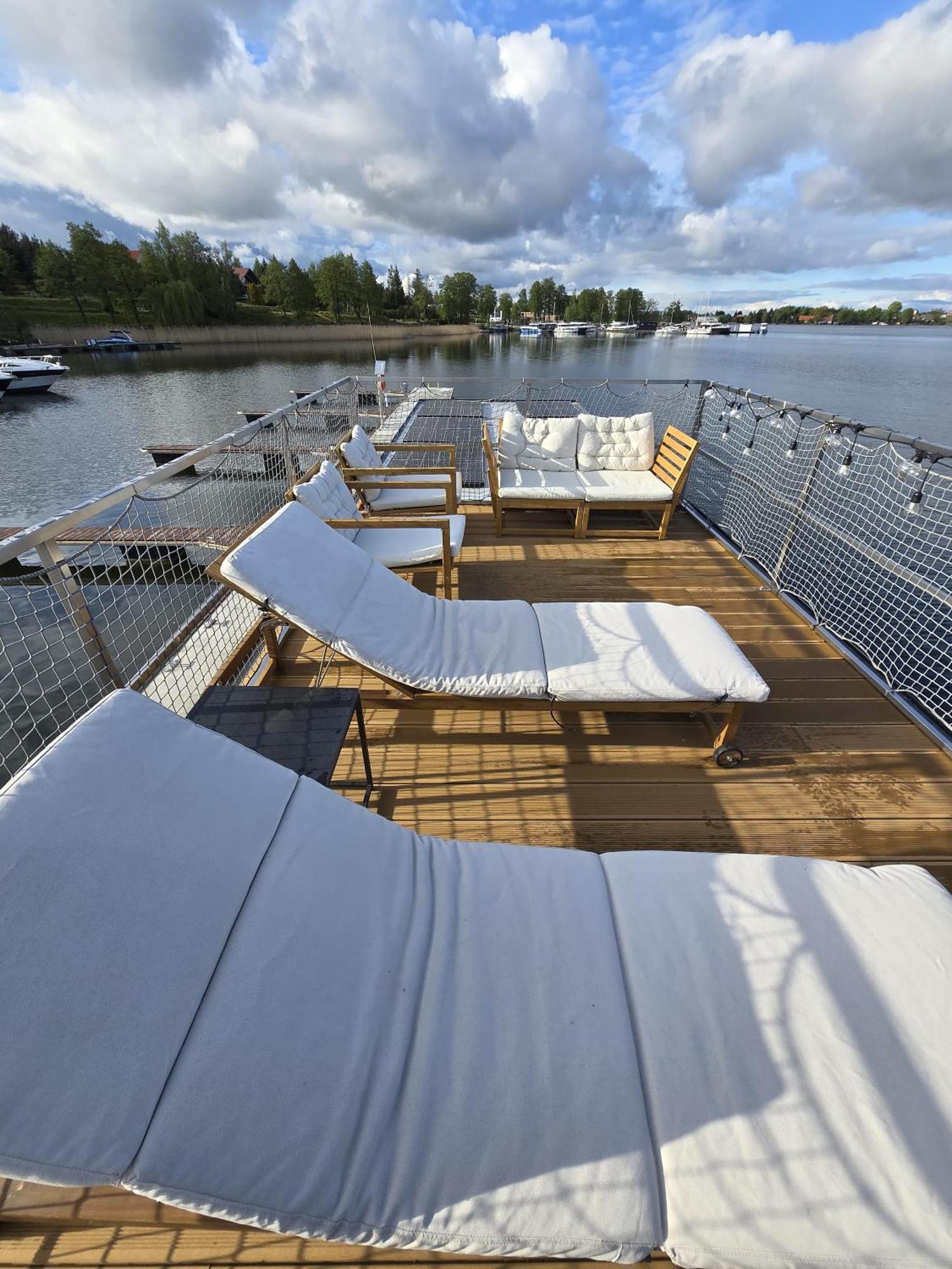 Domek Na Wodzie - Houseboat -Sauna, Taras Na Dachu, Dwie Sypialnie Mikołajki Zewnętrze zdjęcie